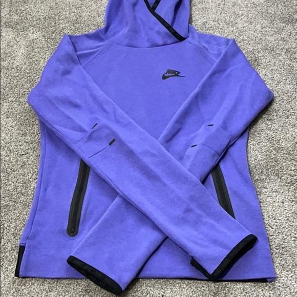 Nike Hoodie - Picture 2 of 5
